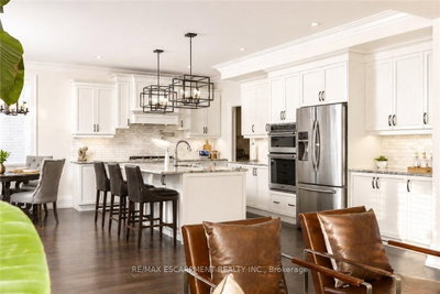 41 Creanona Boulevard • Hamilton, ON photo 5