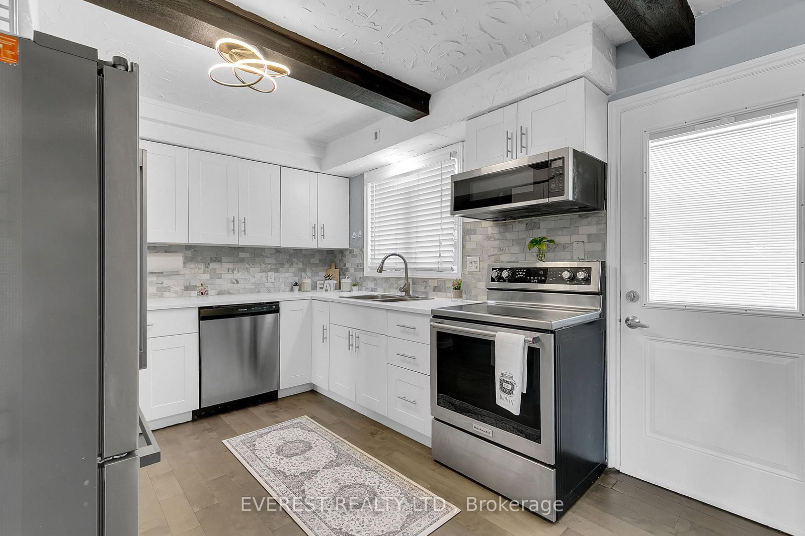 3992 Longfellow Avenue • Windsor, ON photo 13