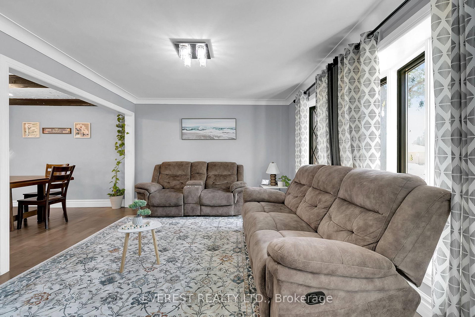 3992 Longfellow Avenue • Windsor, ON photo 6