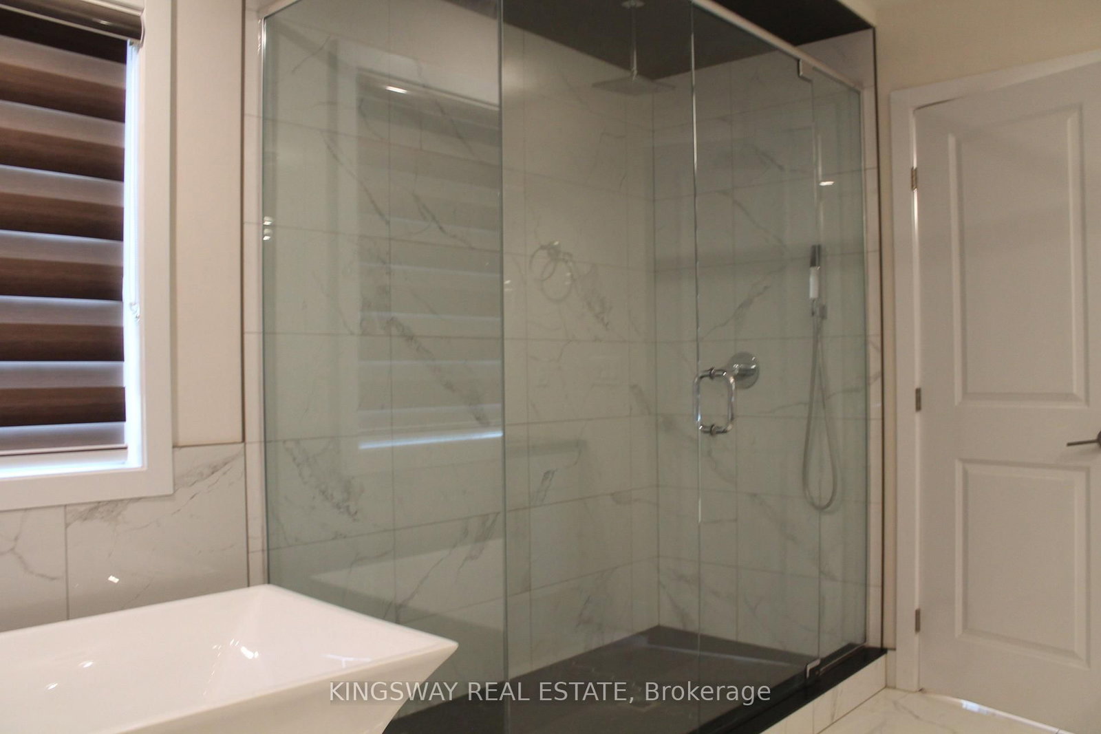 2255 CONSTANCE Avenue • London South, ON photo 18
