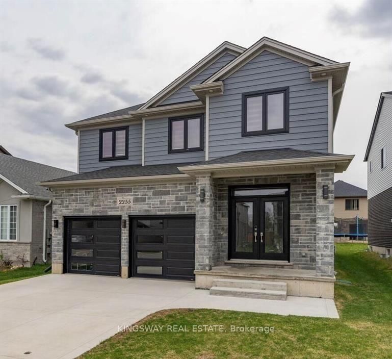2255 CONSTANCE Avenue • London South, ON photo 2