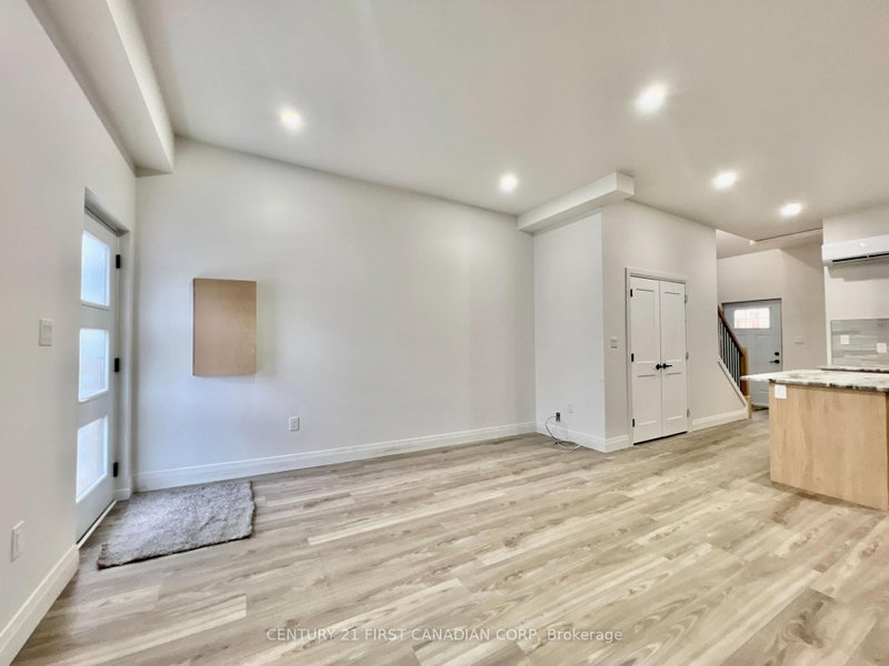 2 - 166 Central Avenue
