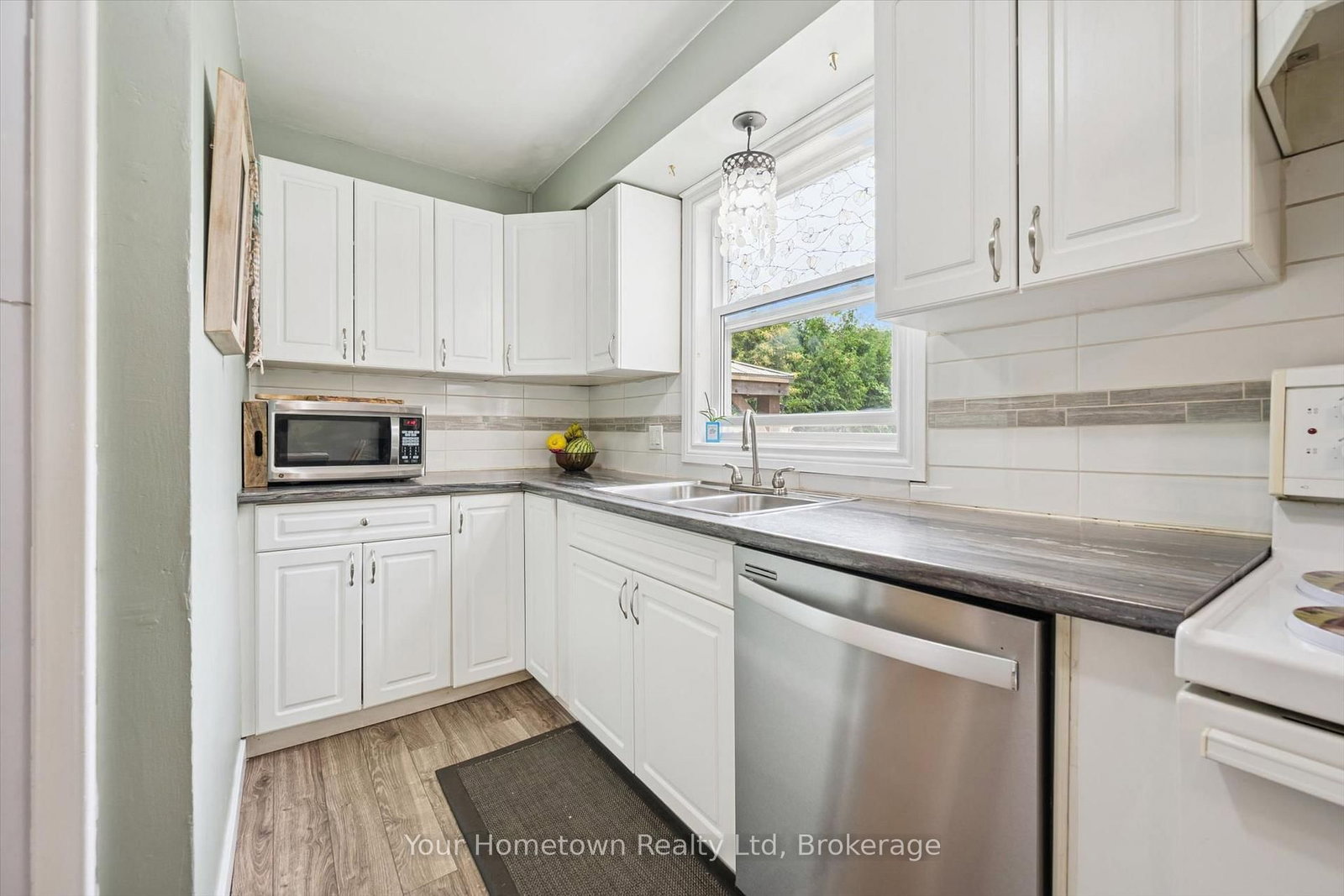 497 St Patrick Street E • Centre Wellington, ON photo 10