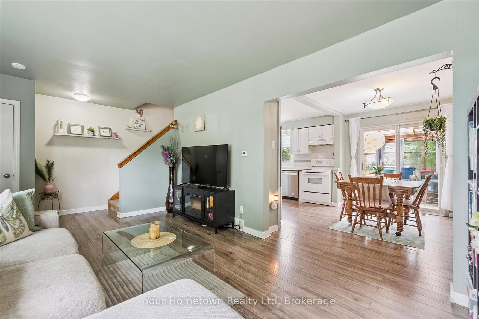 497 St Patrick Street E • Centre Wellington, ON photo 6