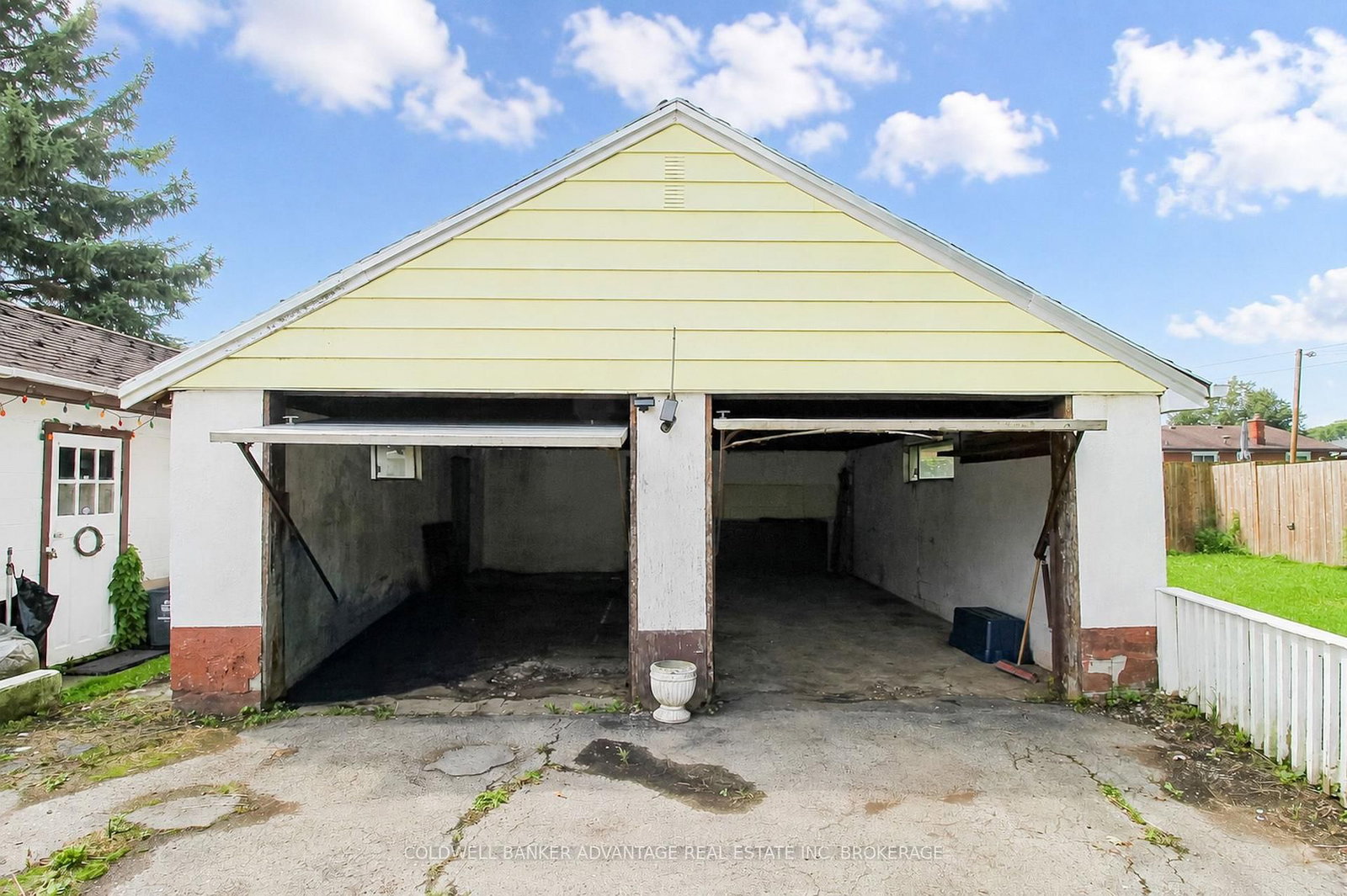 28 Marshall Avenue • Welland, ON photo 34