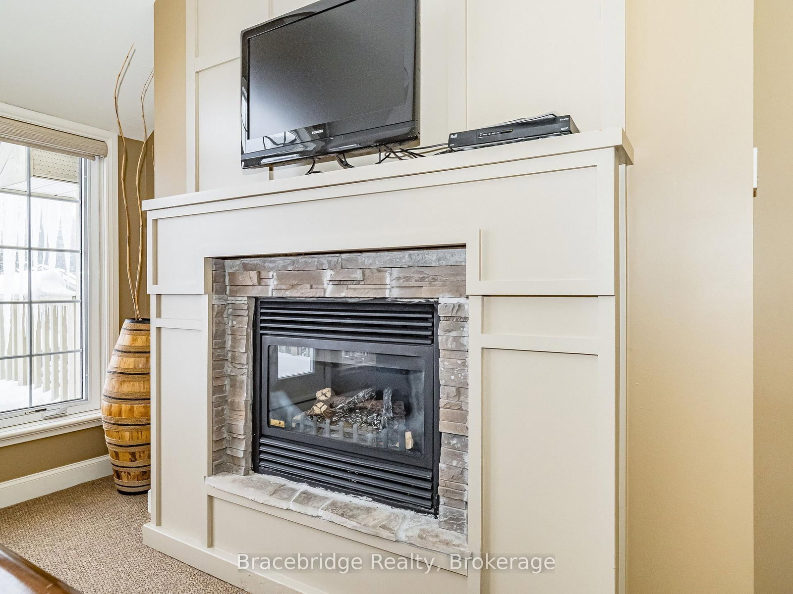 3876 Muskoka Rd 118 Highway W • #Sandfield 5 W10 • Muskoka Lakes, ON photo 21