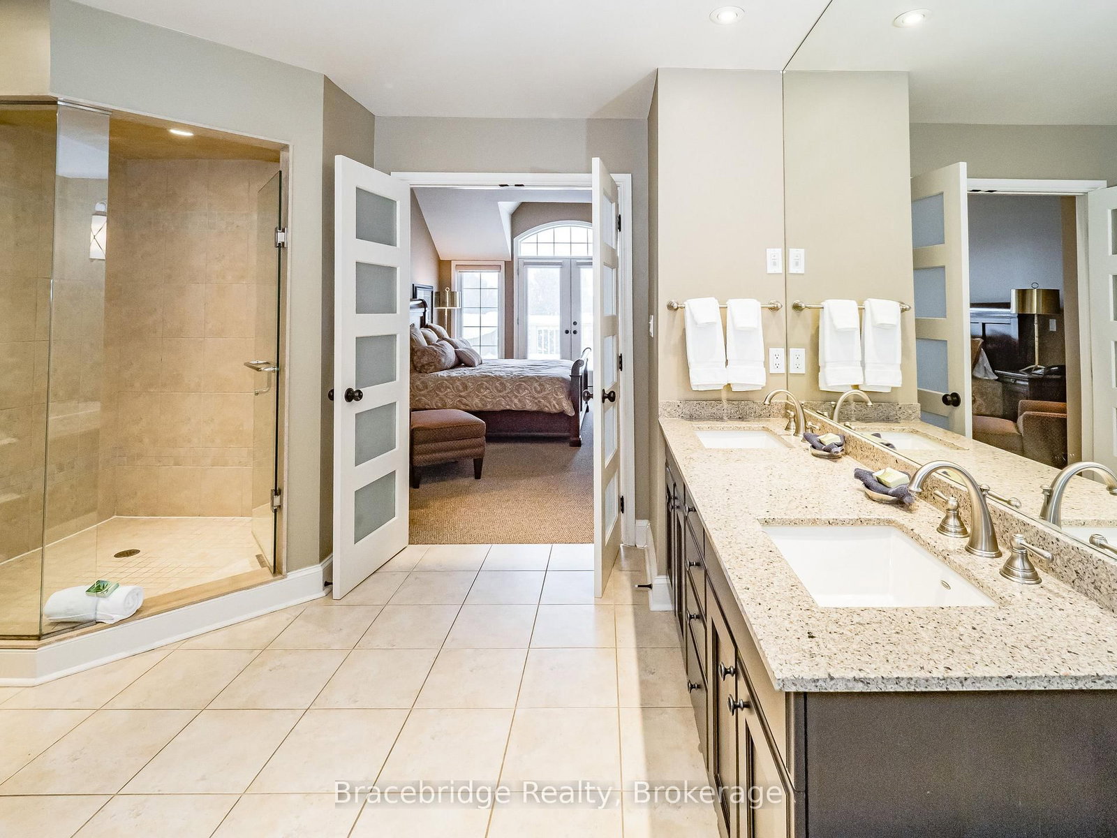 3876 Muskoka Rd 118 Highway W • #Sandfield 5 W10 • Muskoka Lakes, ON photo 26