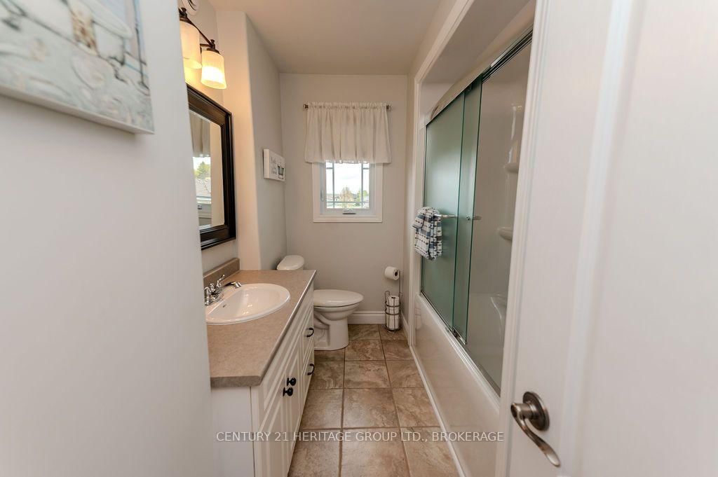 1103 Crossfield Avenue • Kingston, ON photo 16