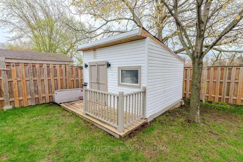 1103 Crossfield Avenue • Kingston, ON photo 39