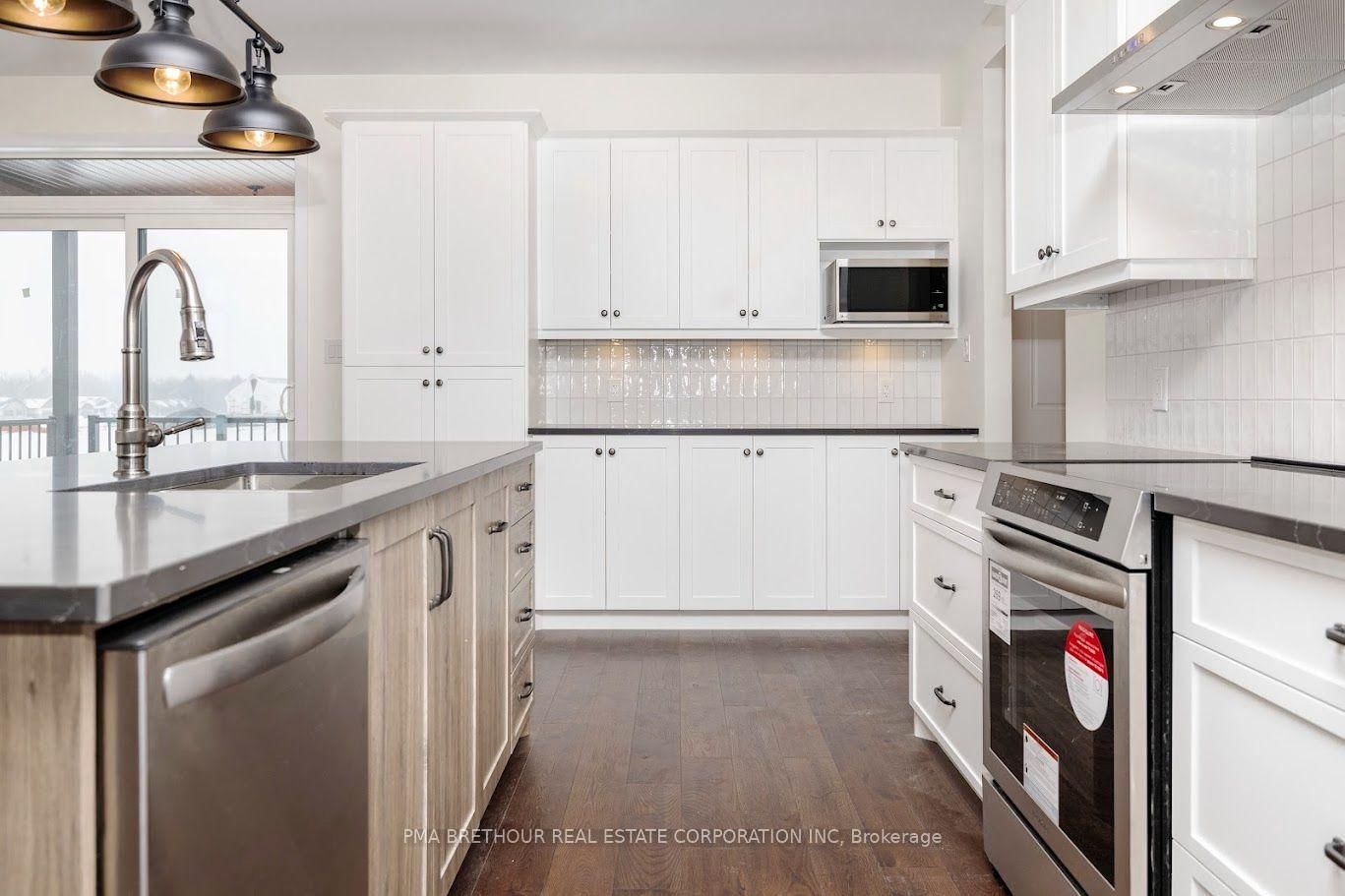 220 Trudeau Crescent • Russell, ON photo 14