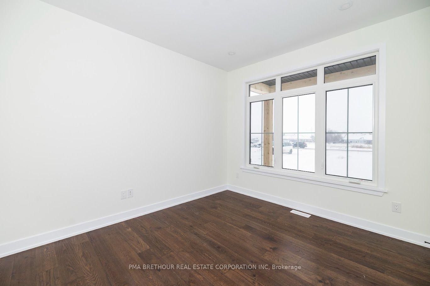 220 Trudeau Crescent • Russell, ON photo 8