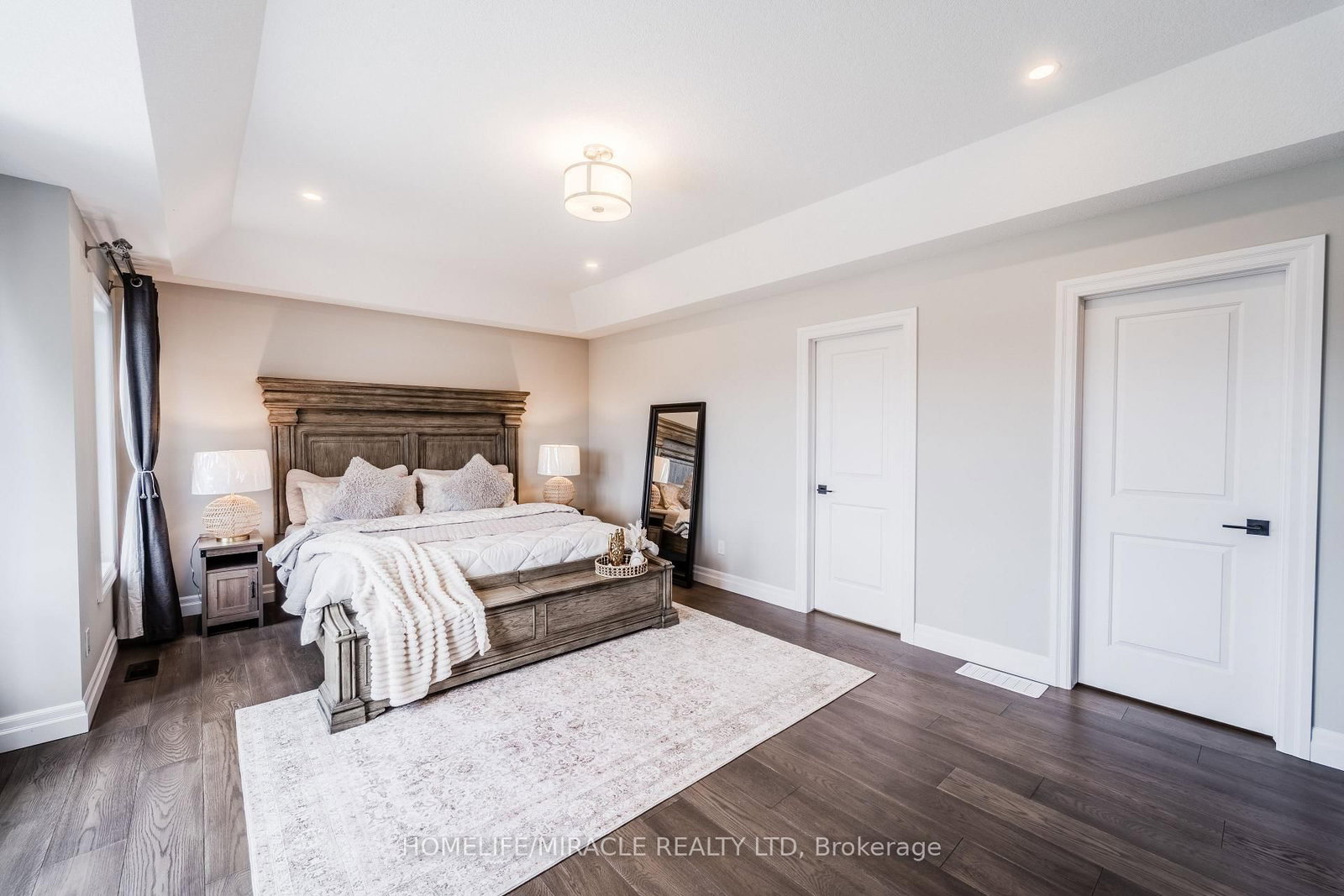 245 Tamarack Boulevard • Woodstock, ON photo 16