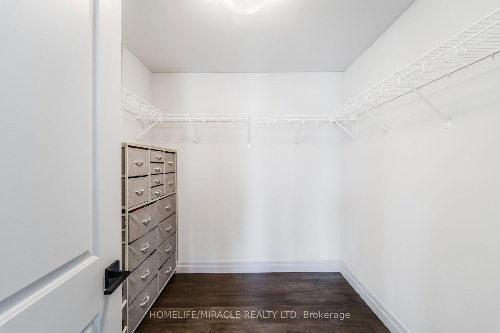 245 Tamarack Boulevard • Woodstock, ON photo 46