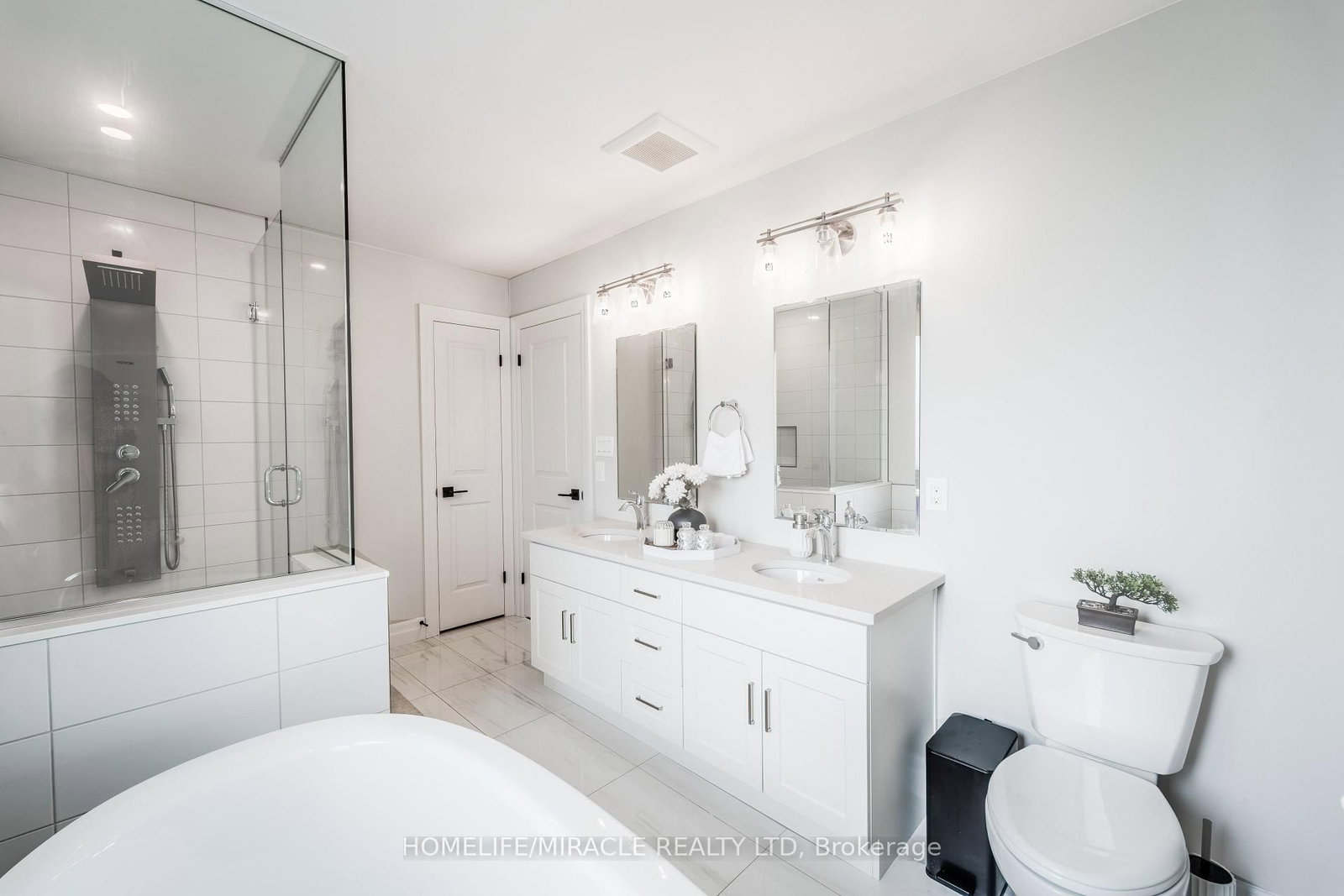 245 Tamarack Boulevard • Woodstock, ON photo 47