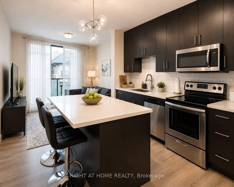 103 - 690 King Street W