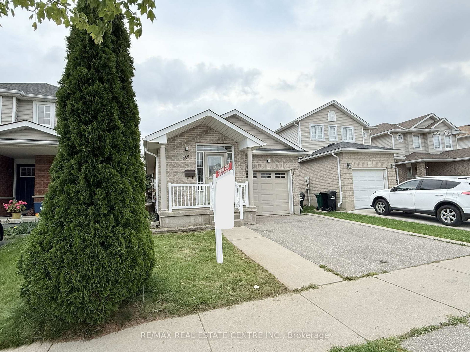 168 Copper Leaf Street • Kitchener, ON photo 2