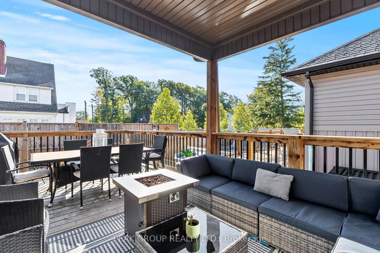 398 AQUEDUCT Street • Welland, ON photo 37