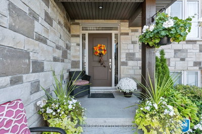 398 AQUEDUCT Street • Welland, ON photo 4