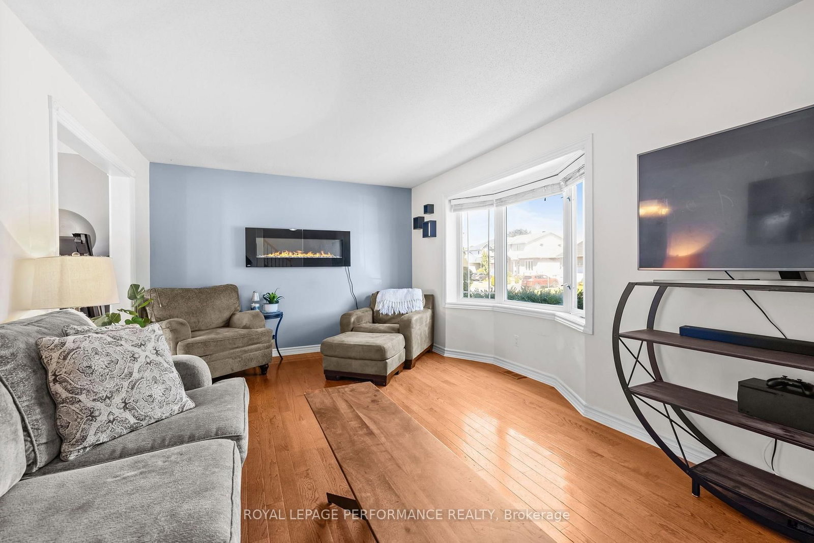 407 Centenaire Street • Russell, ON photo 4
