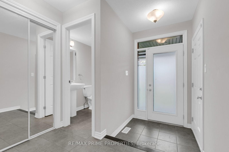 136 Lanceleaf Way photo 4