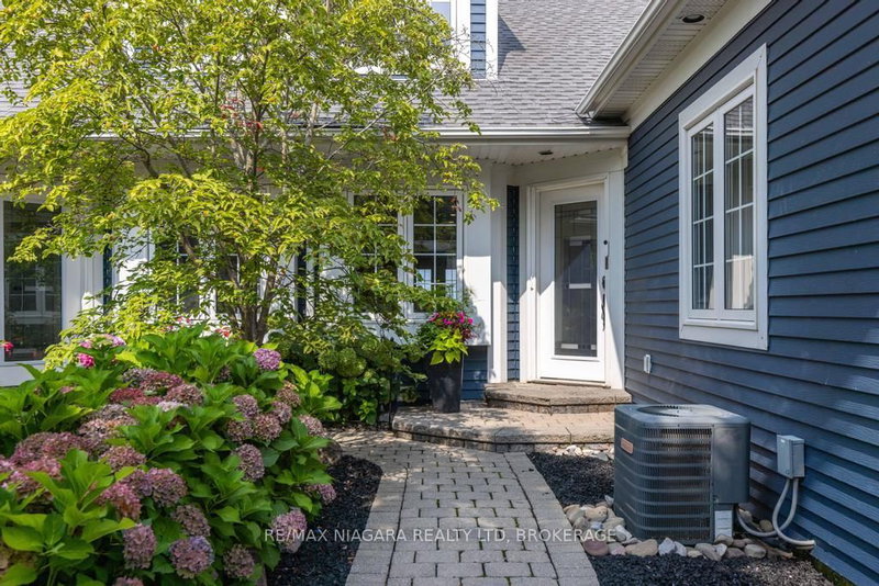 66 - 7 Lakeside Drive