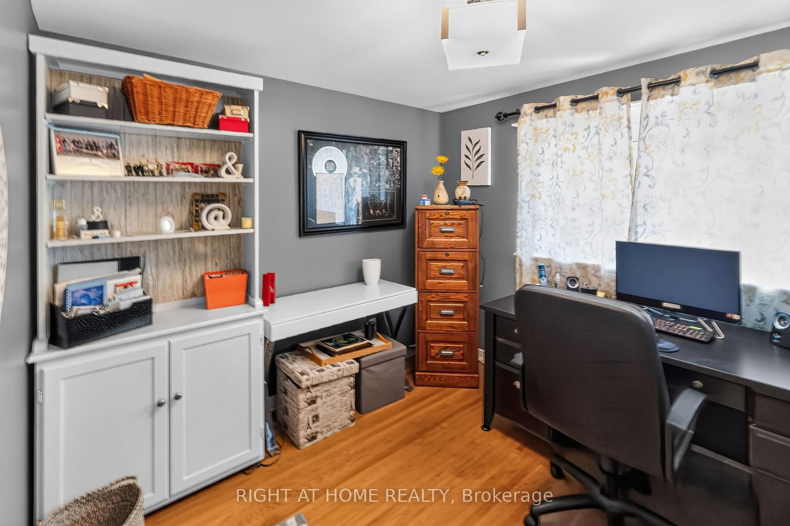 366 Burlington Crescent • London South, ON photo 19