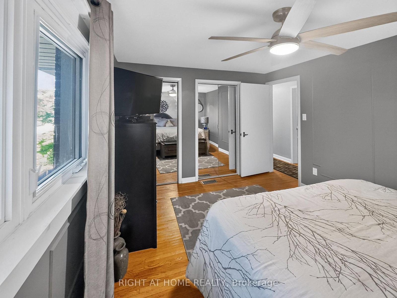 366 Burlington Crescent • London South, ON photo 22