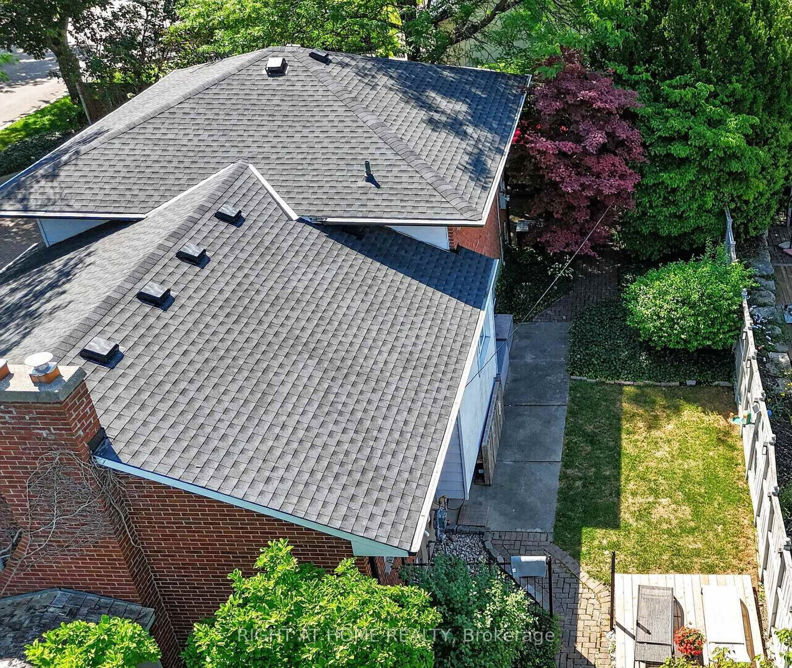 366 Burlington Crescent • London South, ON photo 31