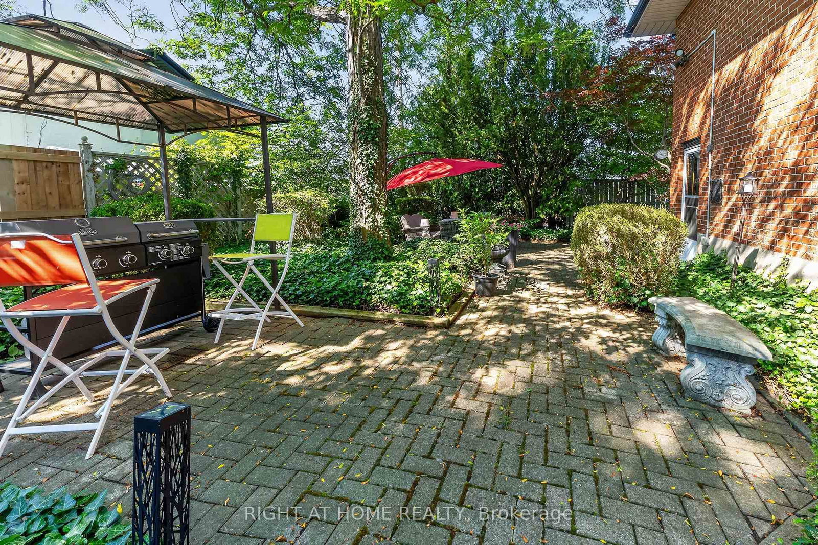 366 Burlington Crescent • London South, ON photo 35