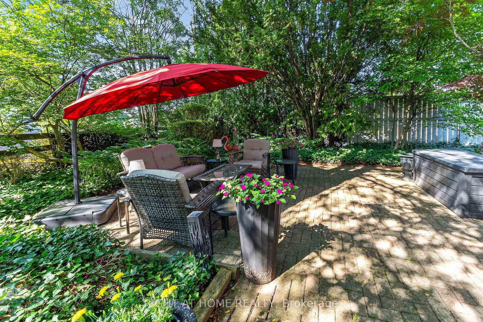366 Burlington Crescent • London South, ON photo 36