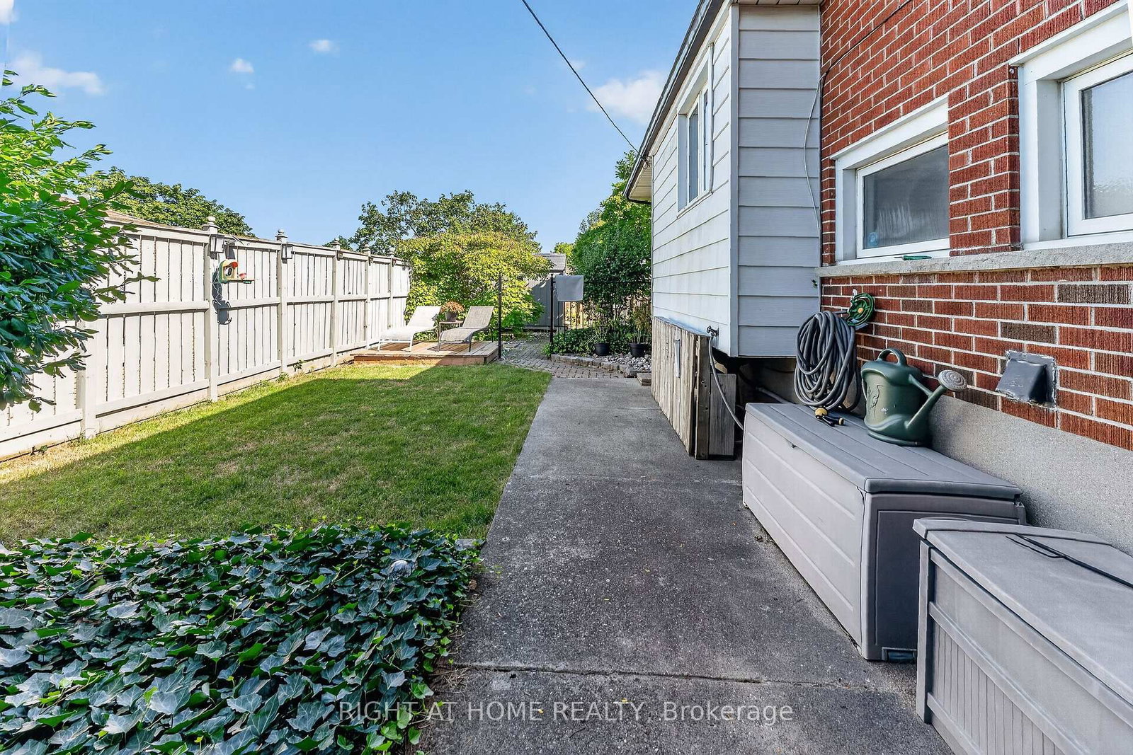 366 Burlington Crescent • London South, ON photo 38