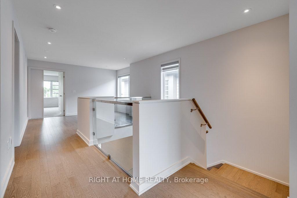 1030 EIDER Street • Ottawa, ON photo 16