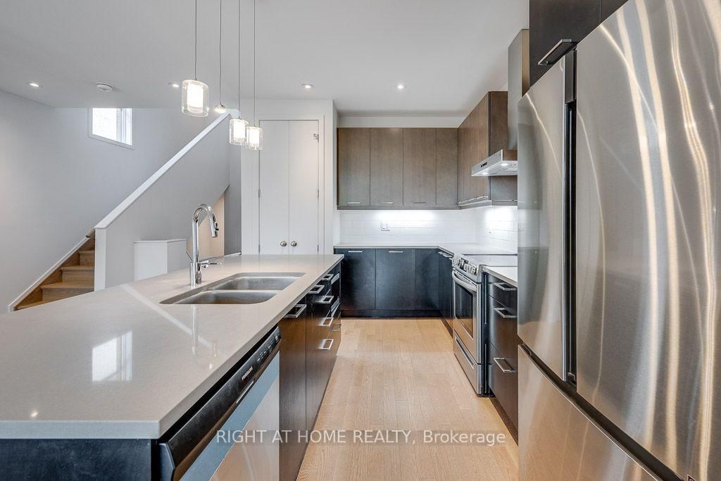 1030 EIDER Street • Ottawa, ON photo 9