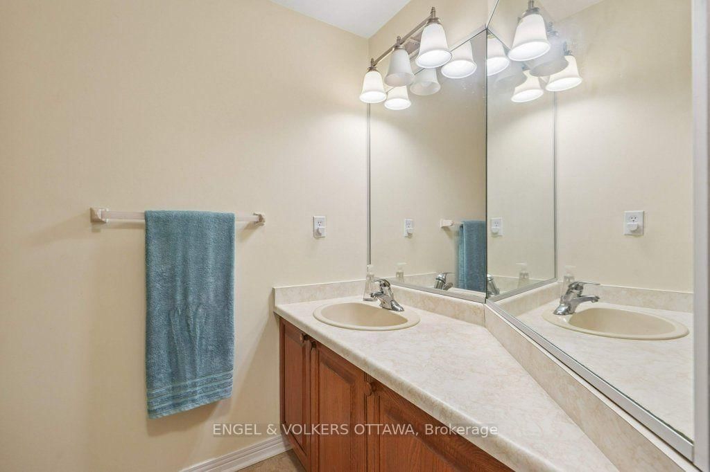 535 Hilson Avenue • #4 • Ottawa, ON photo 31
