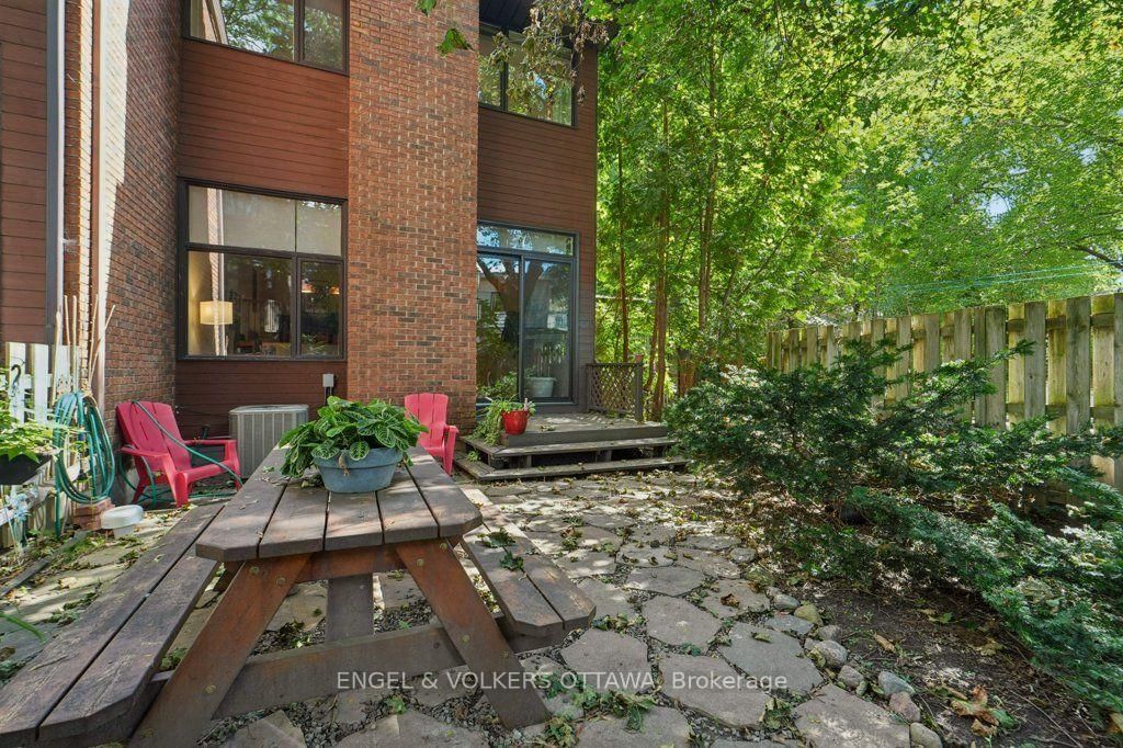 535 Hilson Avenue • #4 • Ottawa, ON photo 36