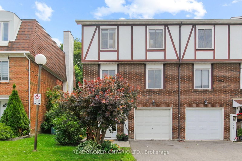 1807 Axminster Court