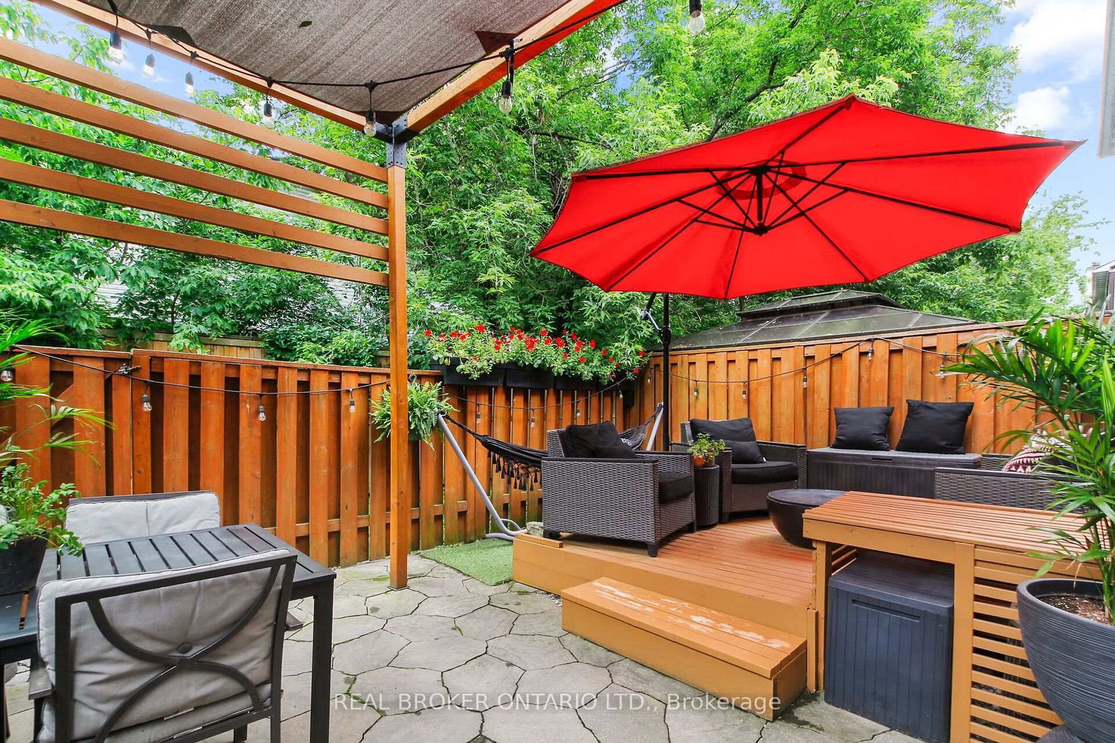 1807 Axminster Court • Ottawa, ON photo 26