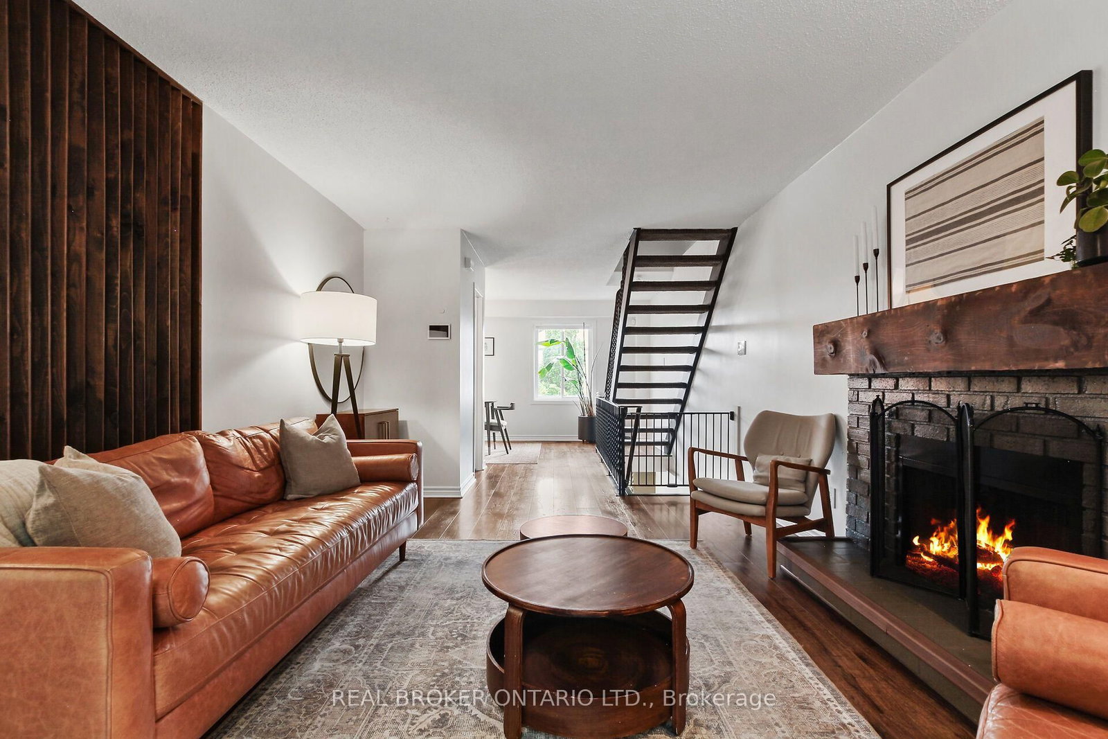 1807 Axminster Court • Ottawa, ON photo 5