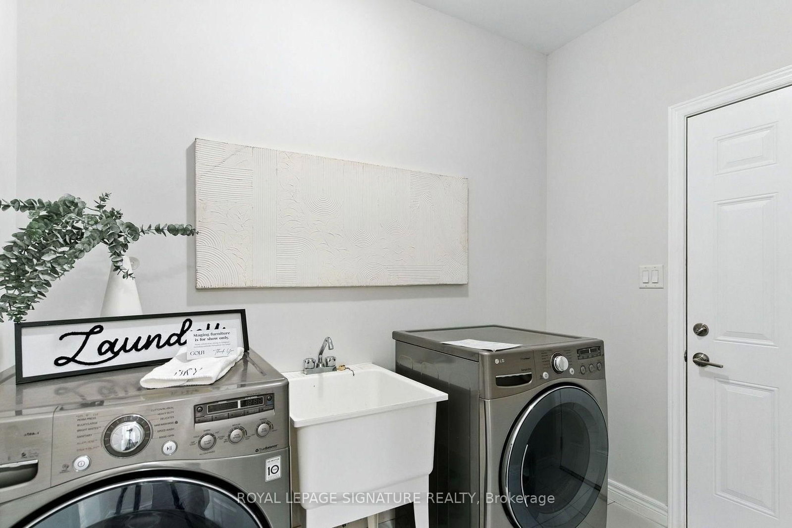 151 Royal Winter Drive • Hamilton, ON photo 12