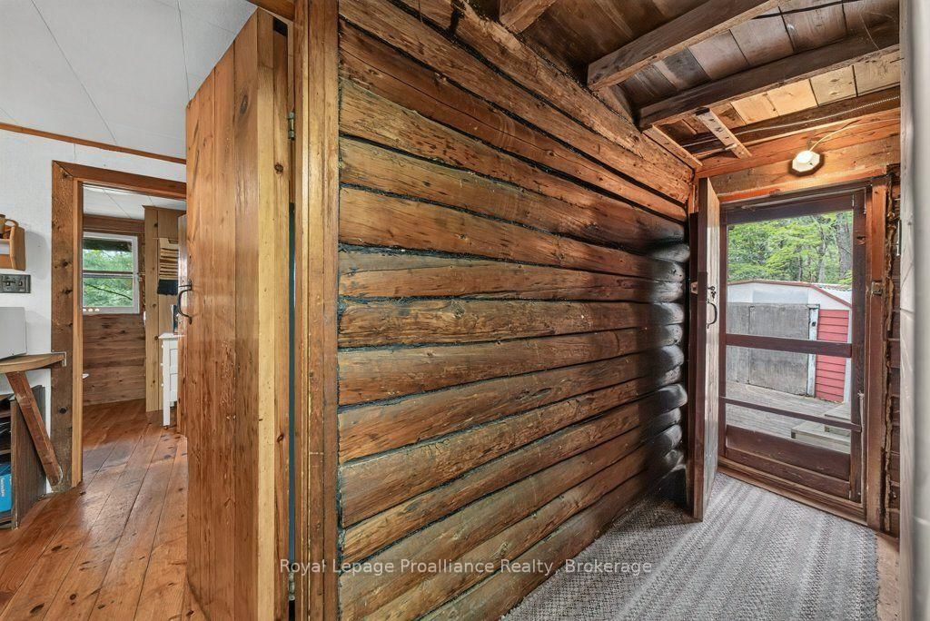 125 Mazinaw Lake Boat Access • Cloyne, ON photo 10