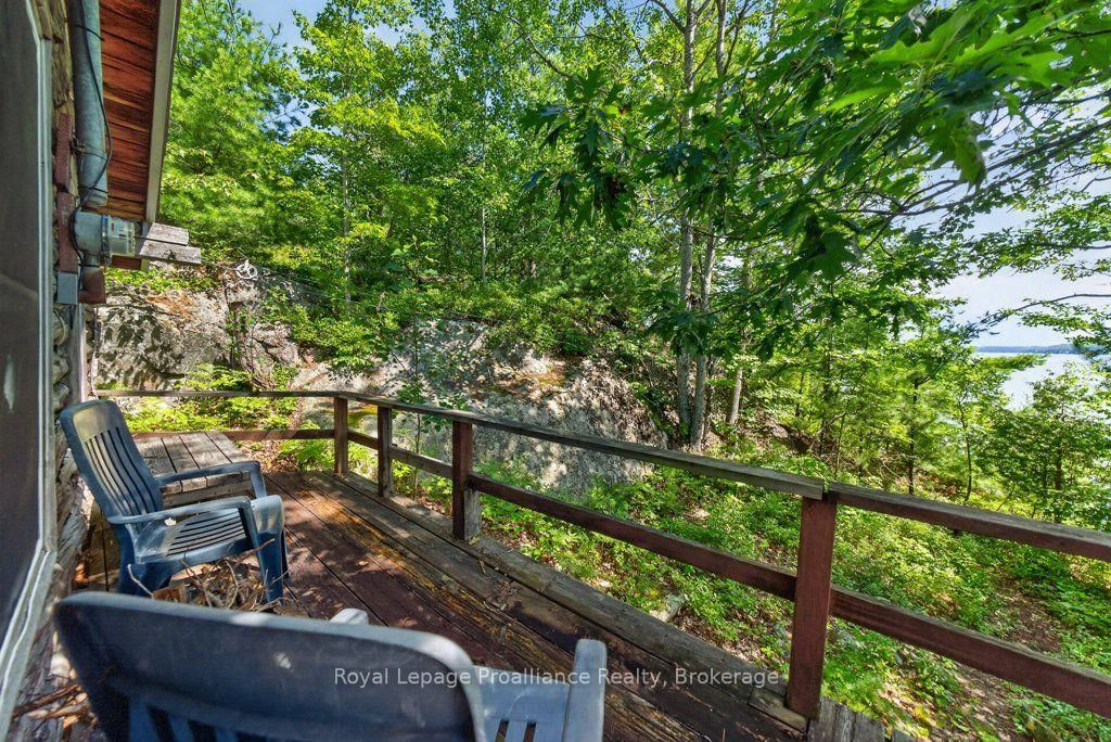 125 Mazinaw Lake Boat Access • Cloyne, ON photo 24
