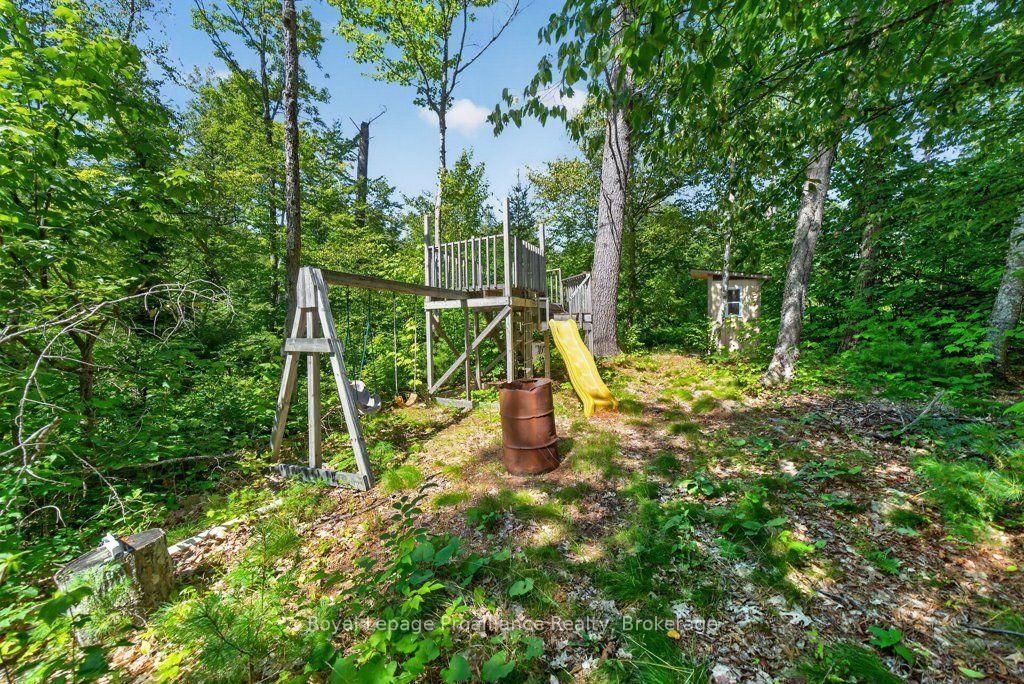125 Mazinaw Lake Boat Access • Cloyne, ON photo 35
