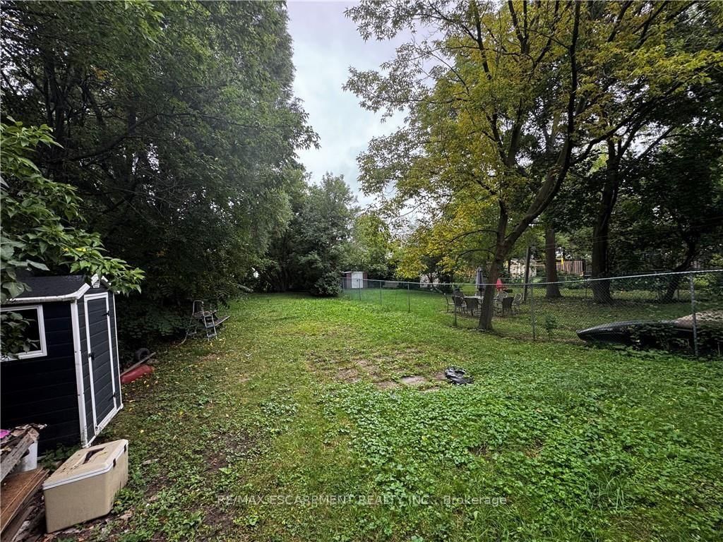 28 Brantdale Avenue • Hamilton, ON photo 17