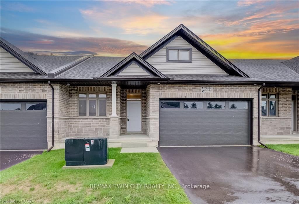 44 MAIN Street • #19 • East Zorra-Tavistock, ON photo 32