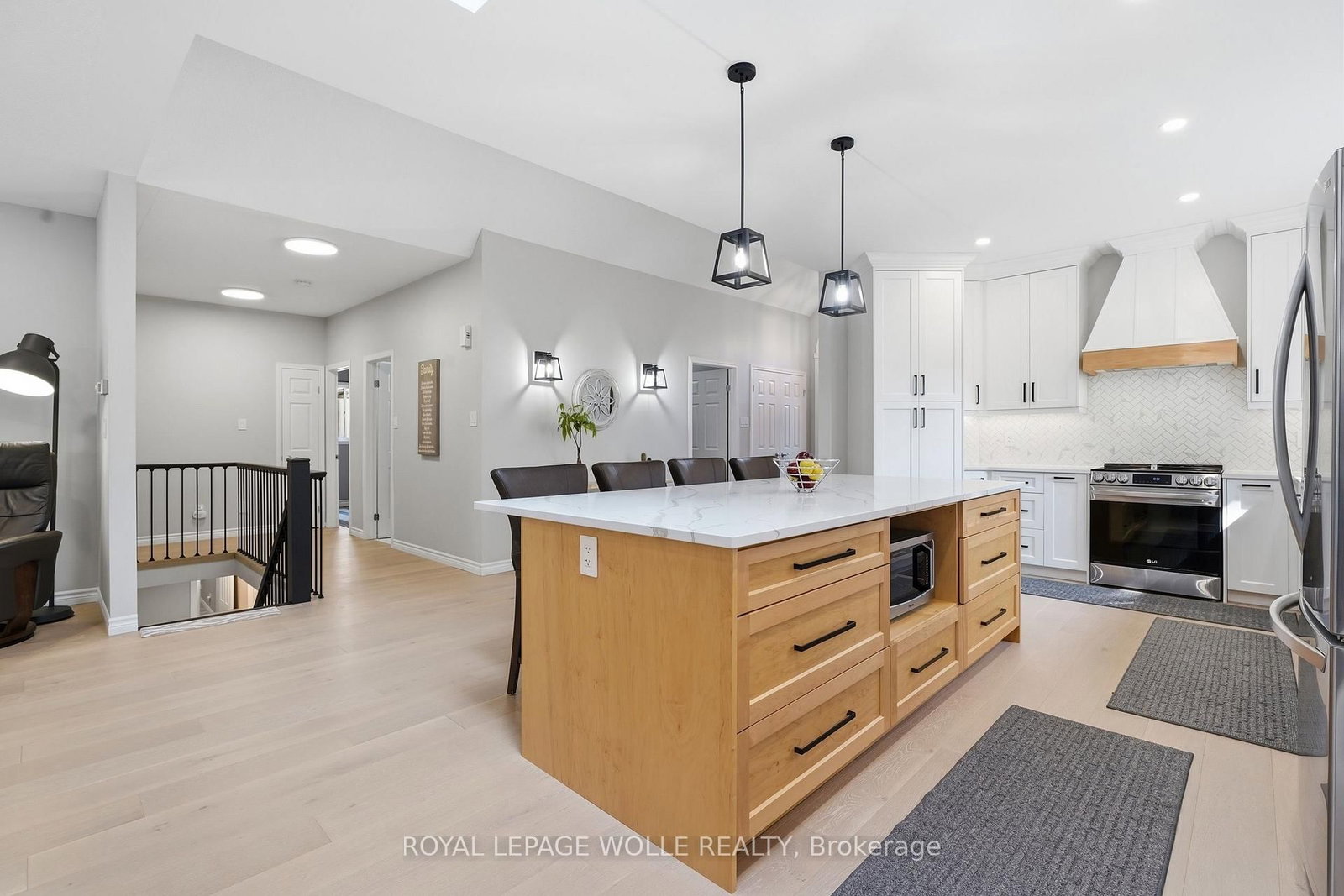 51 Autumn Ridge Trail • Kitchener, ON photo 12