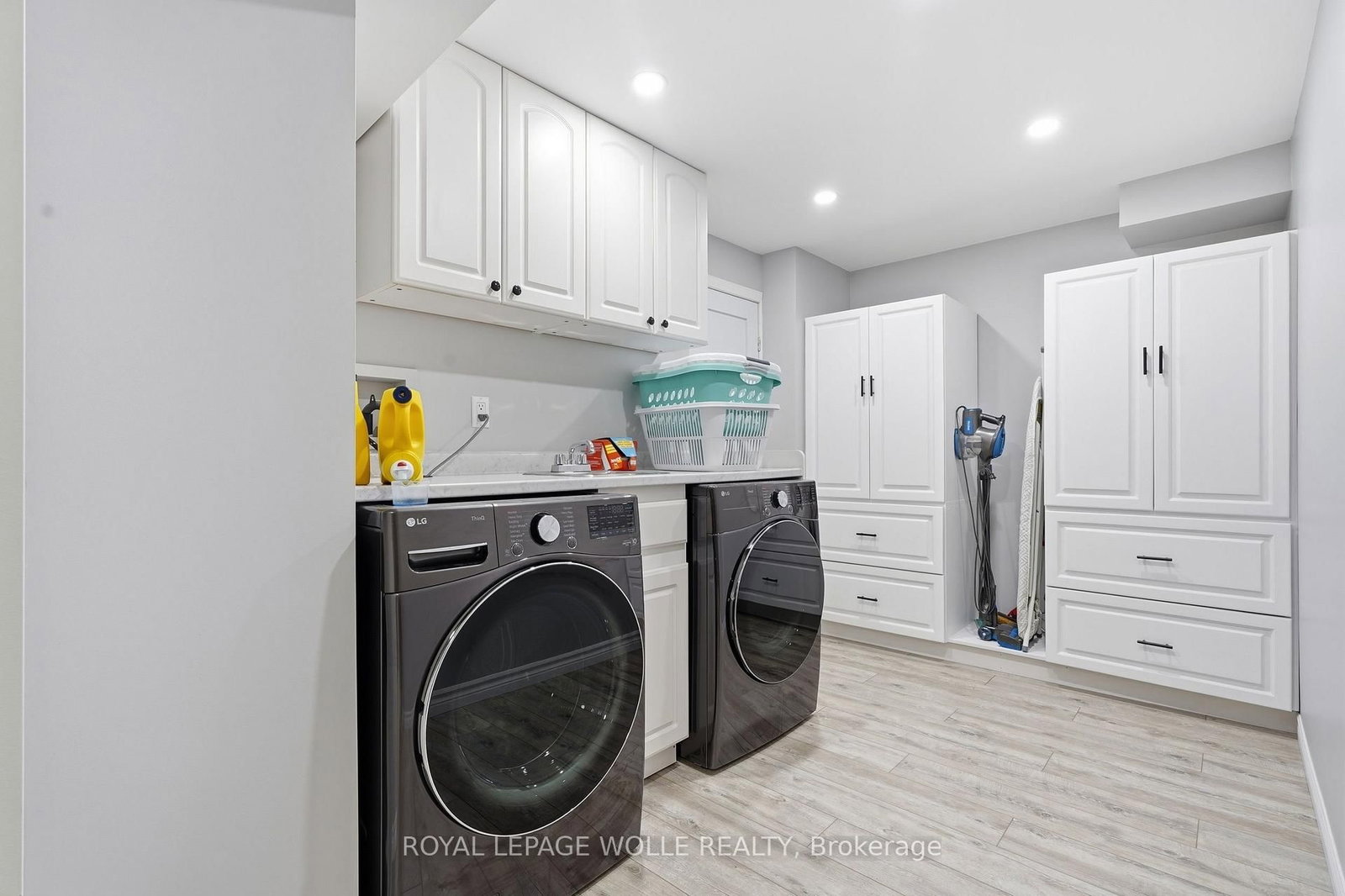51 Autumn Ridge Trail • Kitchener, ON photo 38