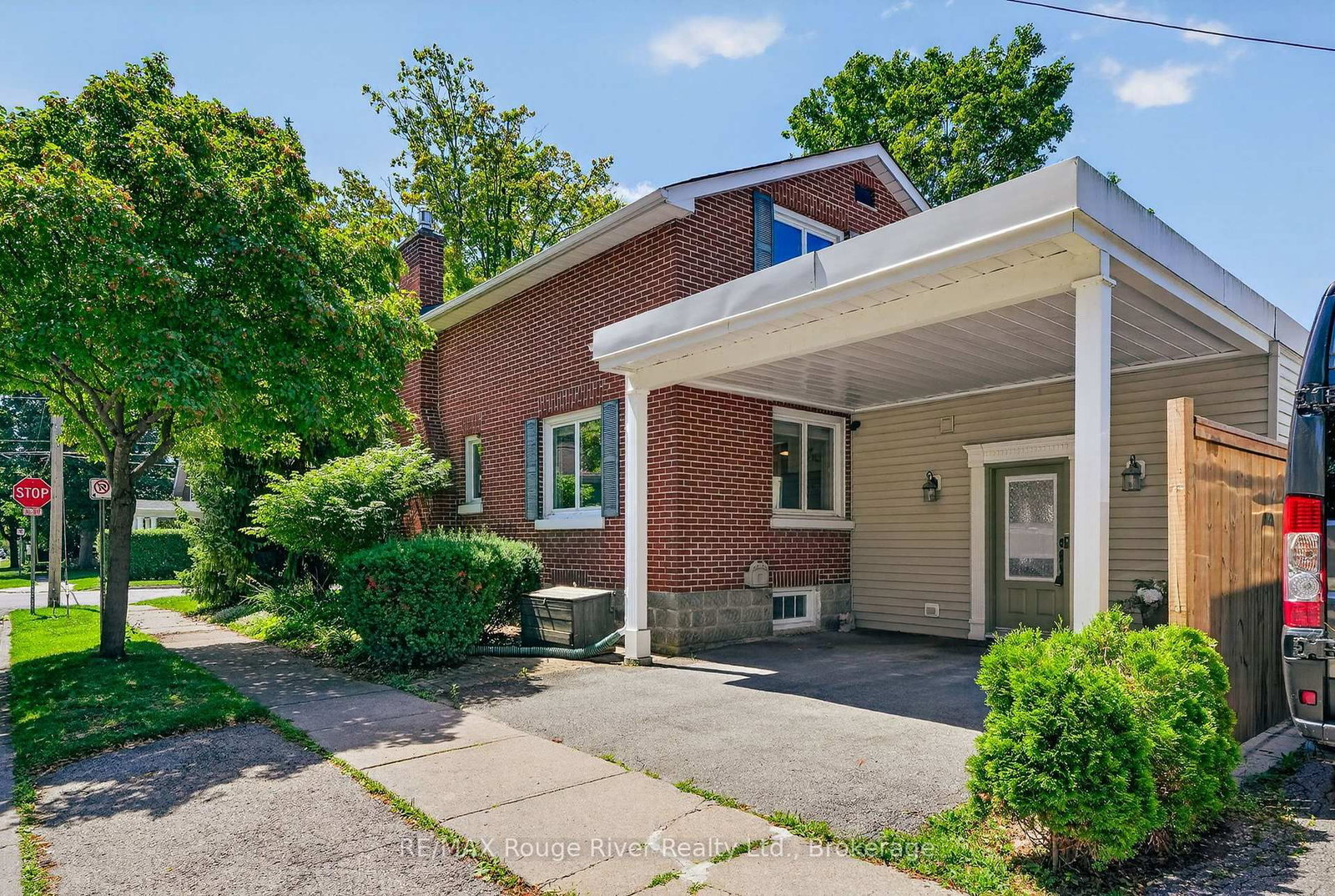 208 Albert Street • Cobourg, ON photo 46