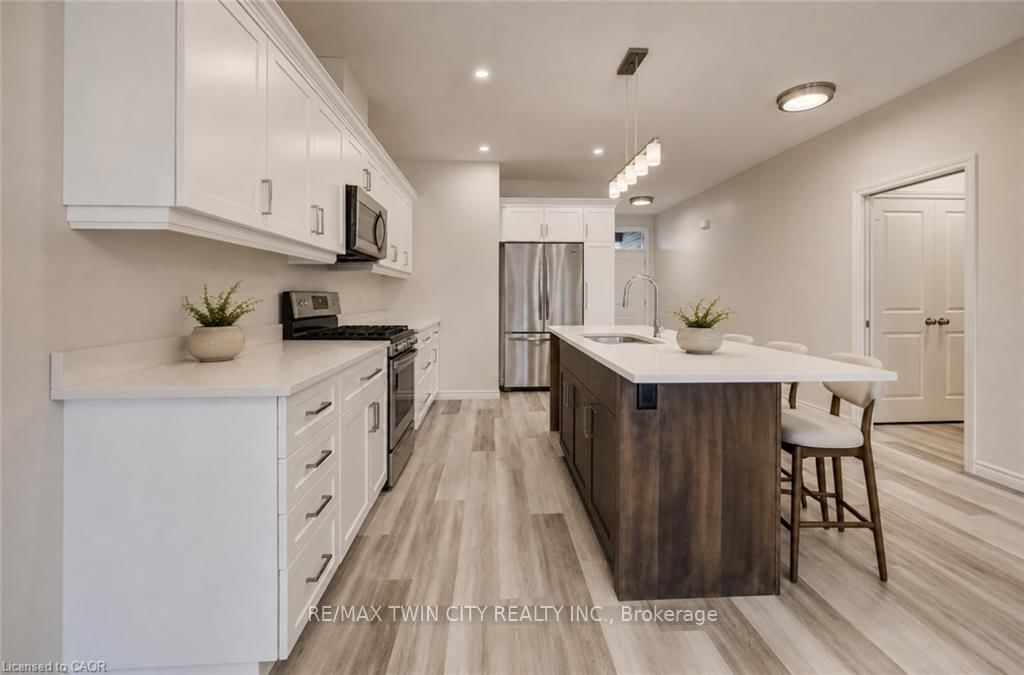48 MAIN Street E • East Zorra-Tavistock, ON photo 10
