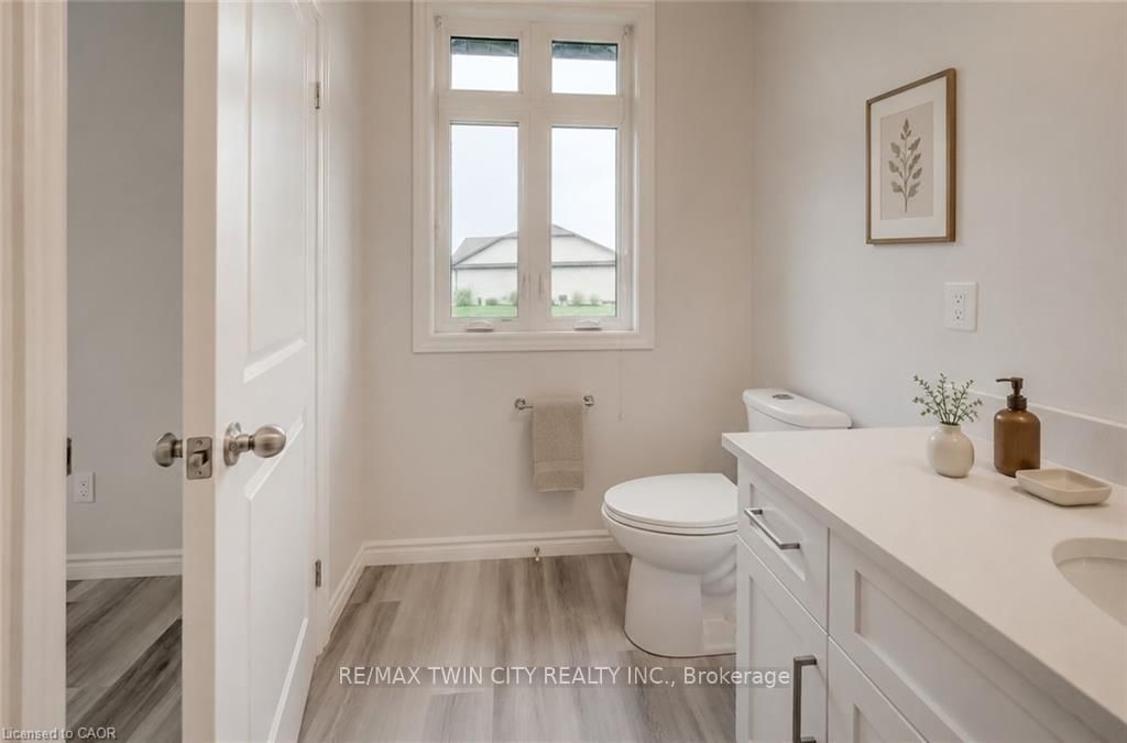 48 MAIN Street E • East Zorra-Tavistock, ON photo 12