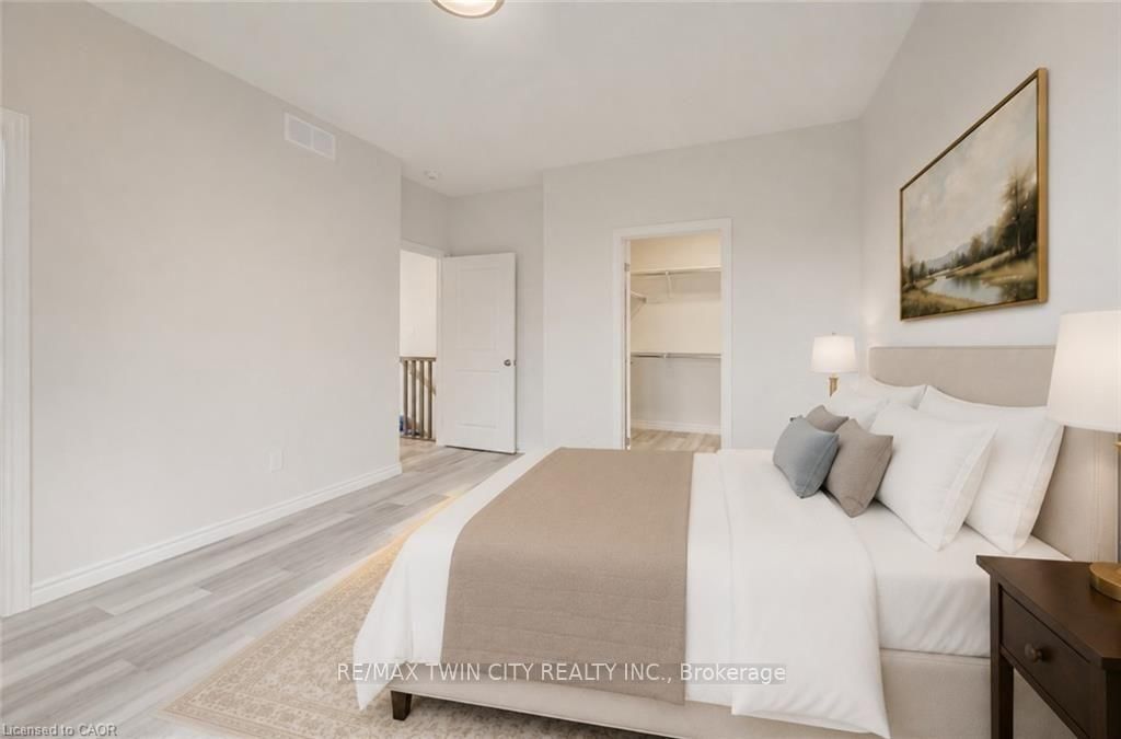 48 MAIN Street E • East Zorra-Tavistock, ON photo 14